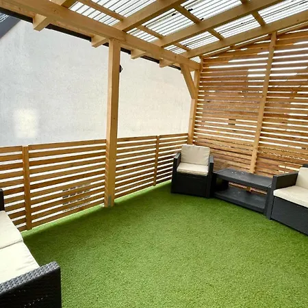 Апартаменты Max Haus 2 *